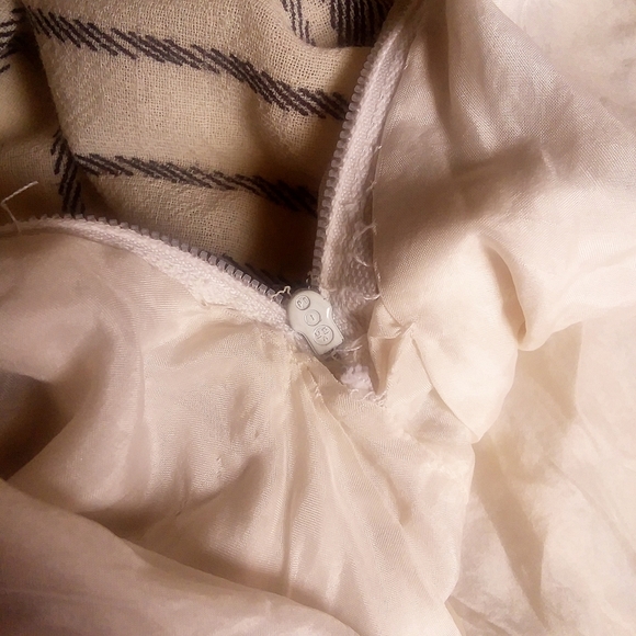 Vintage Pauline Trigere 10 Vertical Striped Dress - Picture 6 of 13